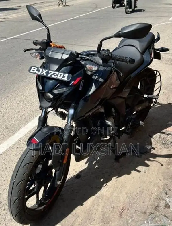 Bajaj Pulsar N160 2025