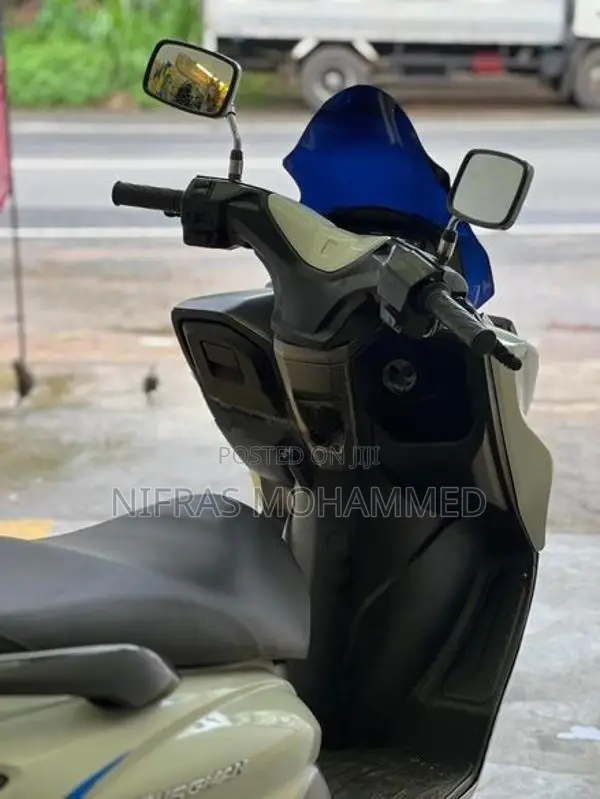 Suzuki Burgman 125 2020