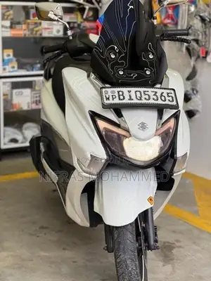 Suzuki Burgman 125 2020