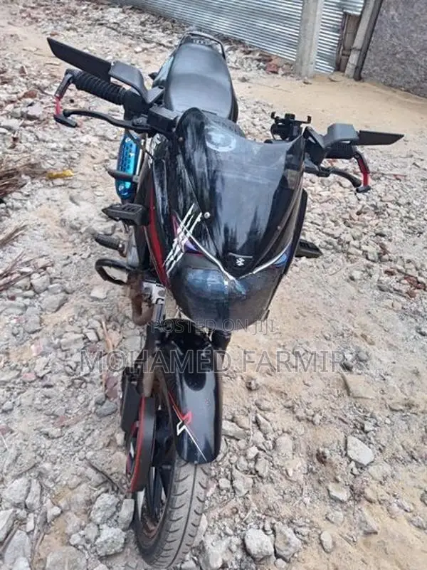Bajaj Pulsar 150 2017