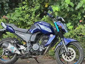 Yamaha FZ 2014