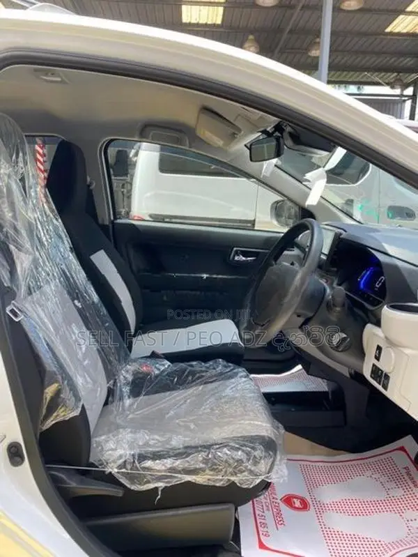 Daihatsu Mira X Limited 2025