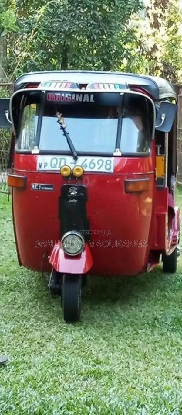 Bajaj RE 2006