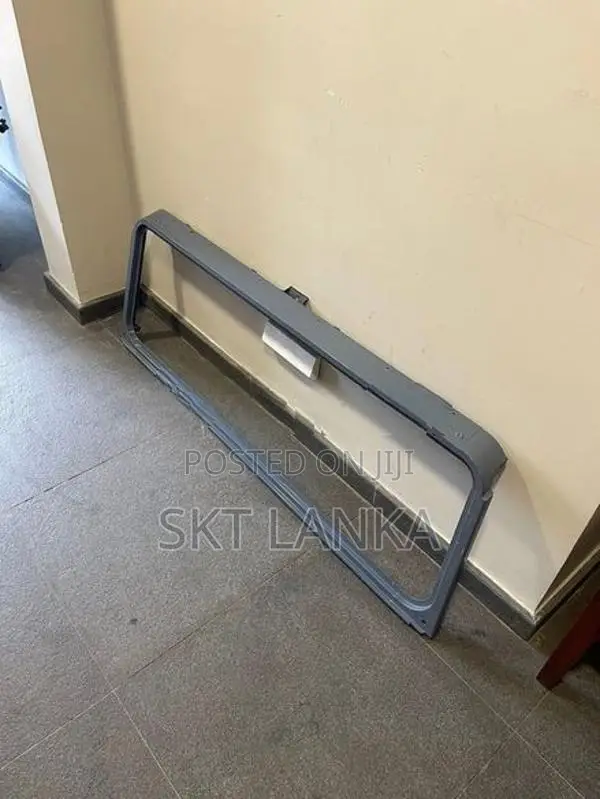 Genuine Defender 2.2 Puma TDCI 2014 Bulkhead Windscreen frame