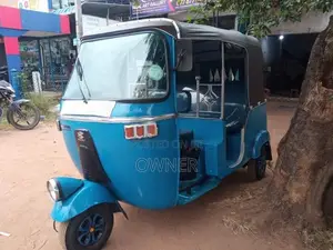 Bajaj RE 2003