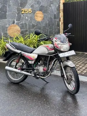 Bajaj Caliber 2002