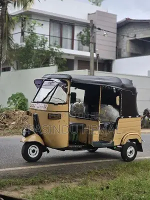 Bajaj RE 1995