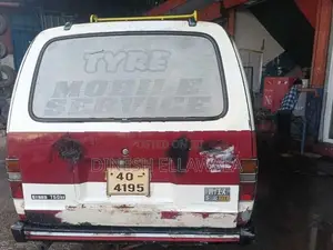 Toyota Noah LH 20 1988