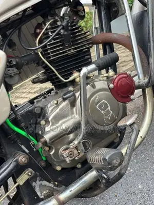 Bajaj Caliber 2002