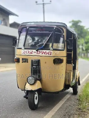 Bajaj RE 1995