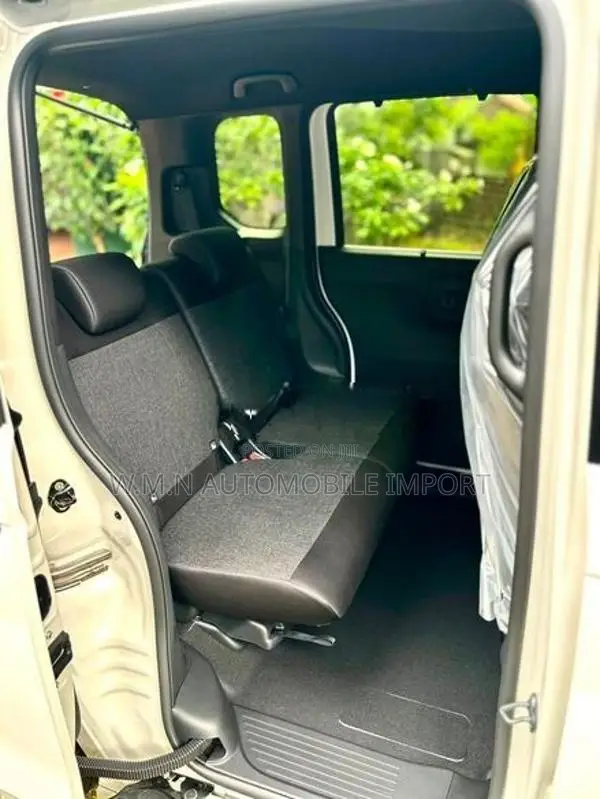 Honda N-Box Custom 2026