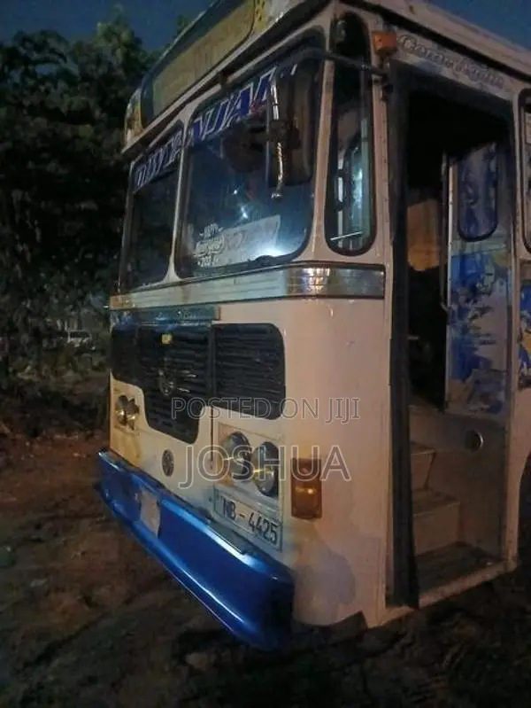 Ashok Leyland Viking 2012