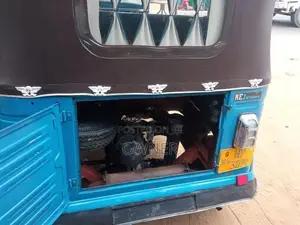 Bajaj RE 2003