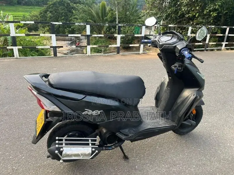 Honda Dio 2018