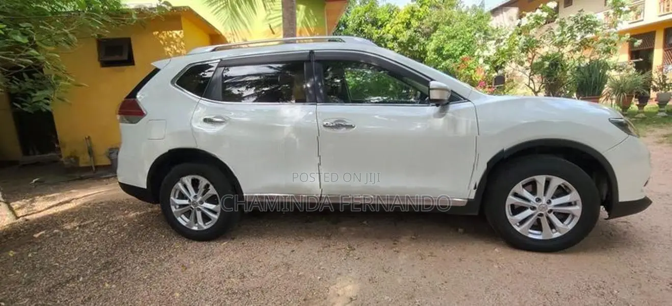 Nissan X-Trail car 2016