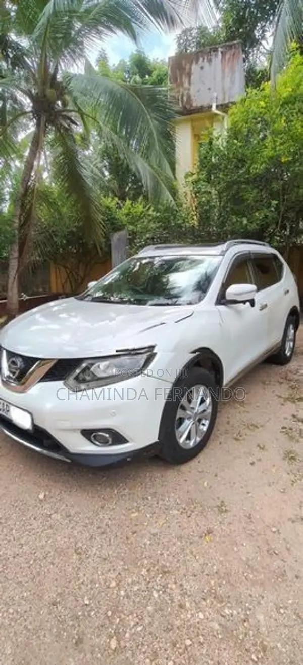 Nissan X-Trail car 2016
