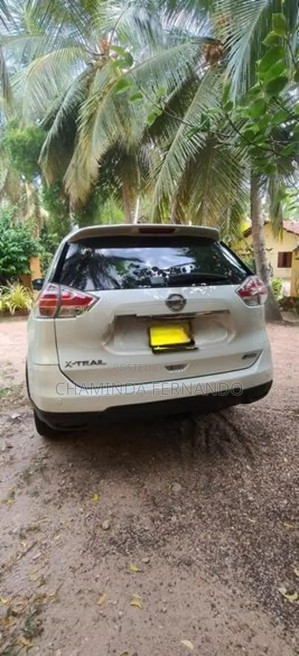 Nissan X-Trail car 2016