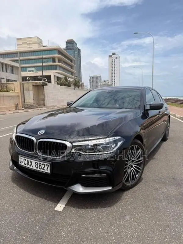 BMW 530e G30 M Sports 2017