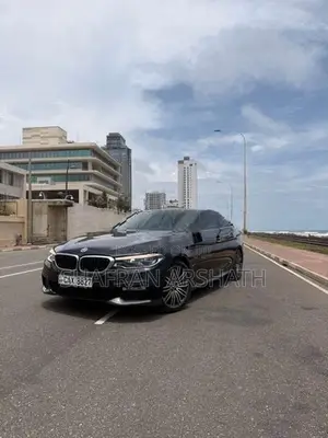 BMW 530e G30 M Sports 2017