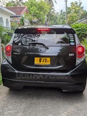 Toyota Aqua 2013
