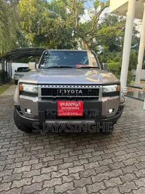 Toyota Land Cruiser Prado VX 2025