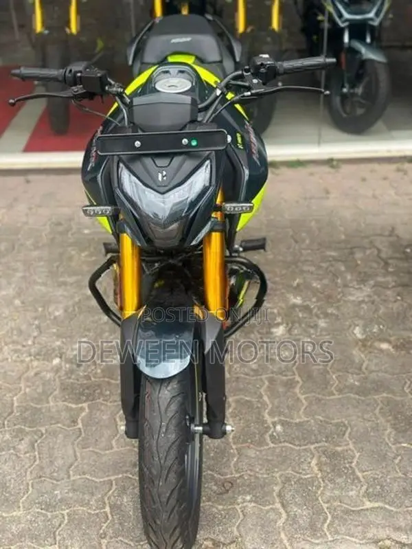 Hero Hunk 160R Brand New 2026
