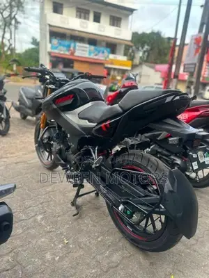 Hero Hunk 160R Brand New 2026