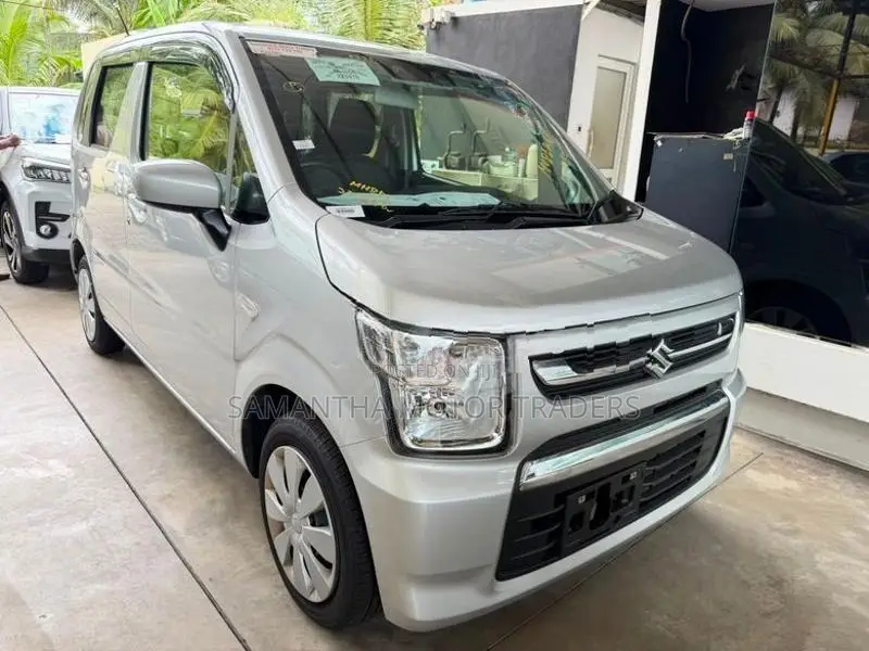 Suzuki Wagon R FX Petrol 2025