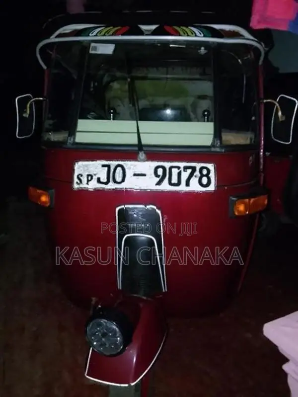 Bajaj RE 2005