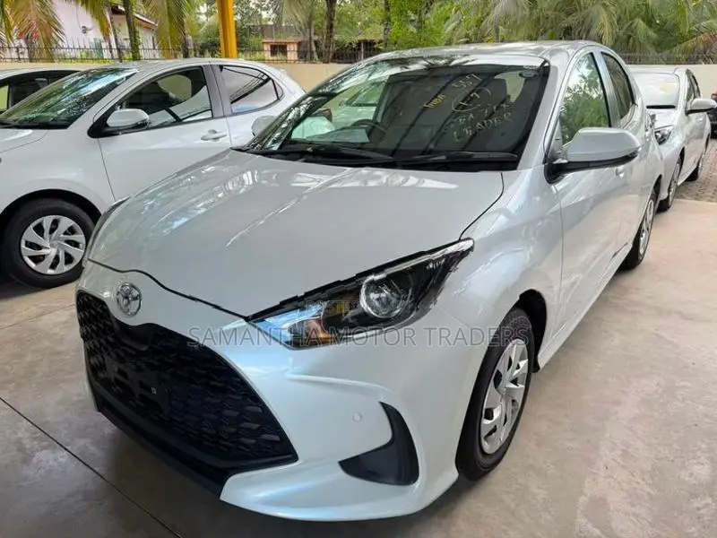 Toyota Yaris X Limited 2025