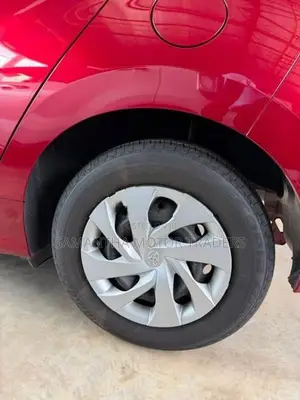 Toyota Yaris G LED 360 2024