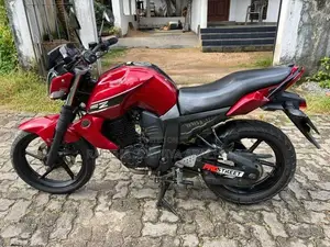 Yamaha FZ 2014
