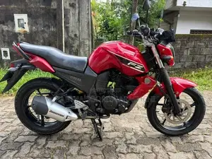 Yamaha FZ 2014