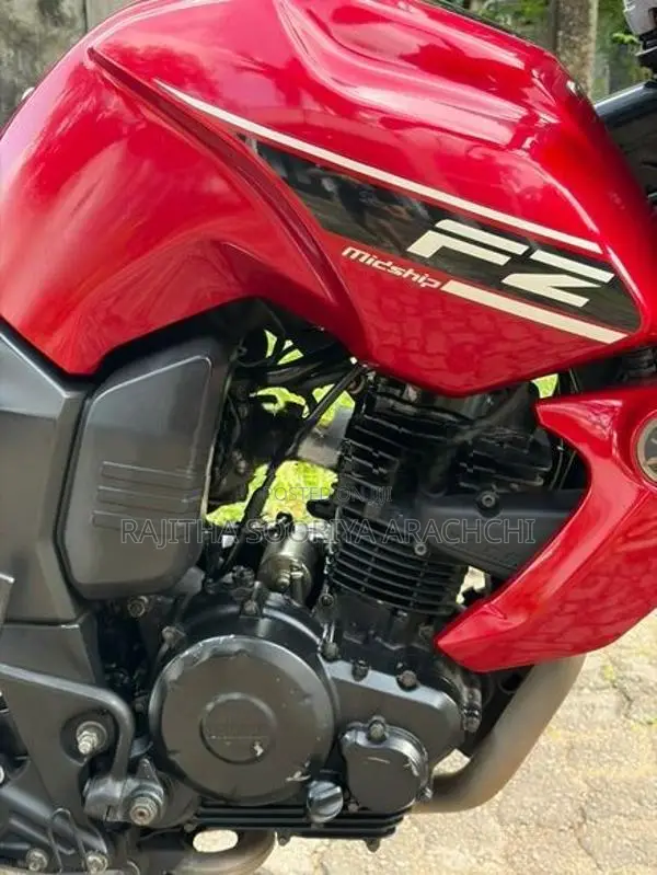 Yamaha FZ 2014