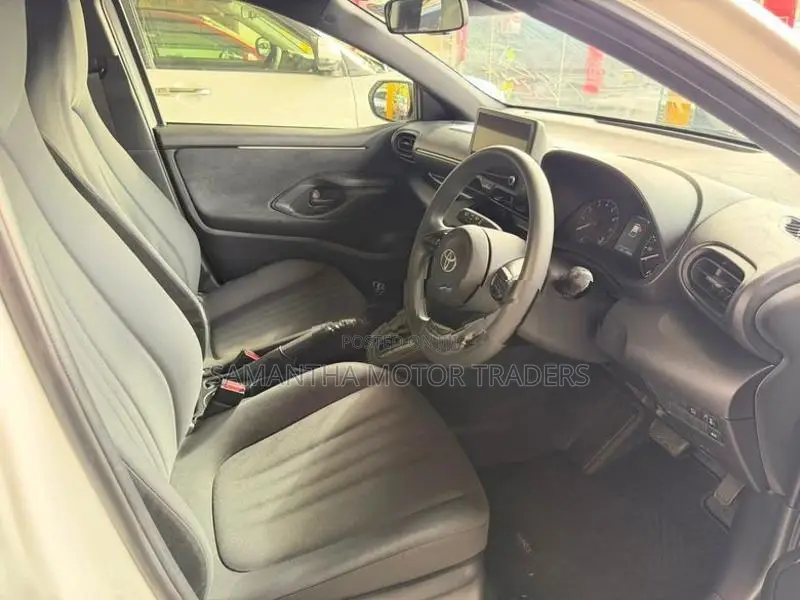 Toyota Yaris X 360 2025