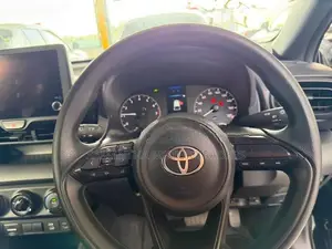 Toyota Yaris X Limited 2024