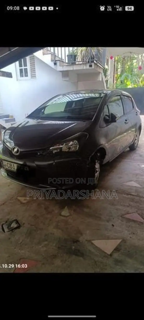 Toyota Vitz 2016
