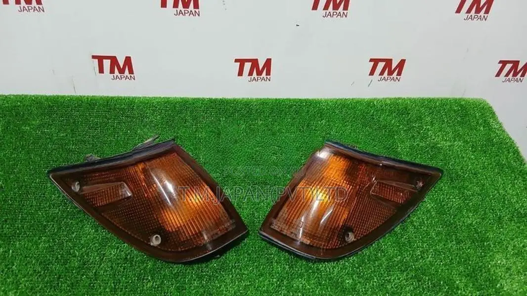 Isuzu Gemini JT600 Parking Light