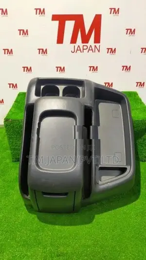 Toyota Hiace TRH229 Console Box