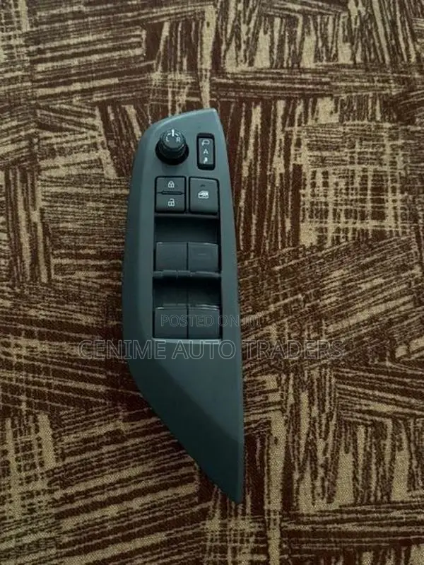 Toyota Yaris Main Mirror Switch Rh