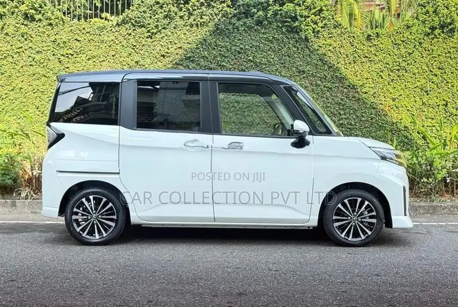 Toyota Roomy Custom G turbo 2025