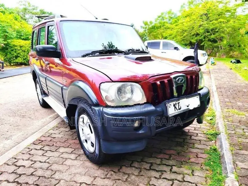 Mahindra Scorpio 2006