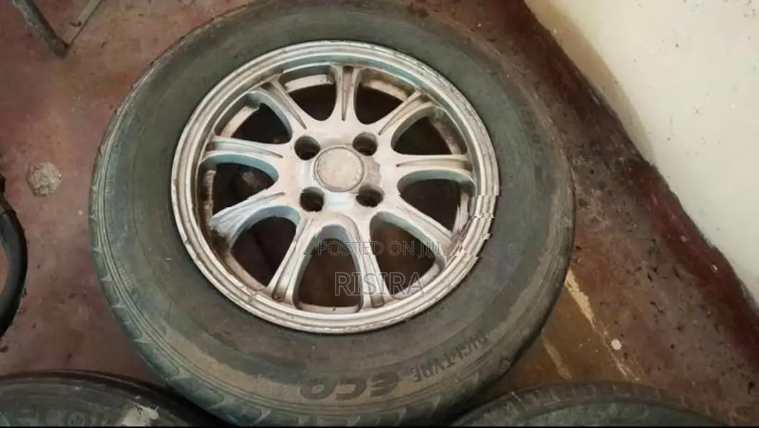 Toyota IST 2007 15"size Alloy Wheel