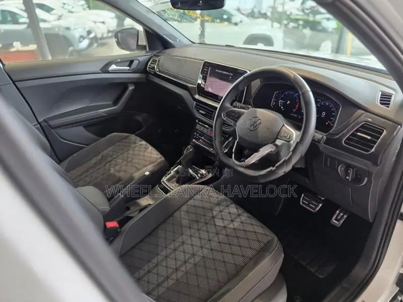 Volkswagen T-Cross R-Line 2024