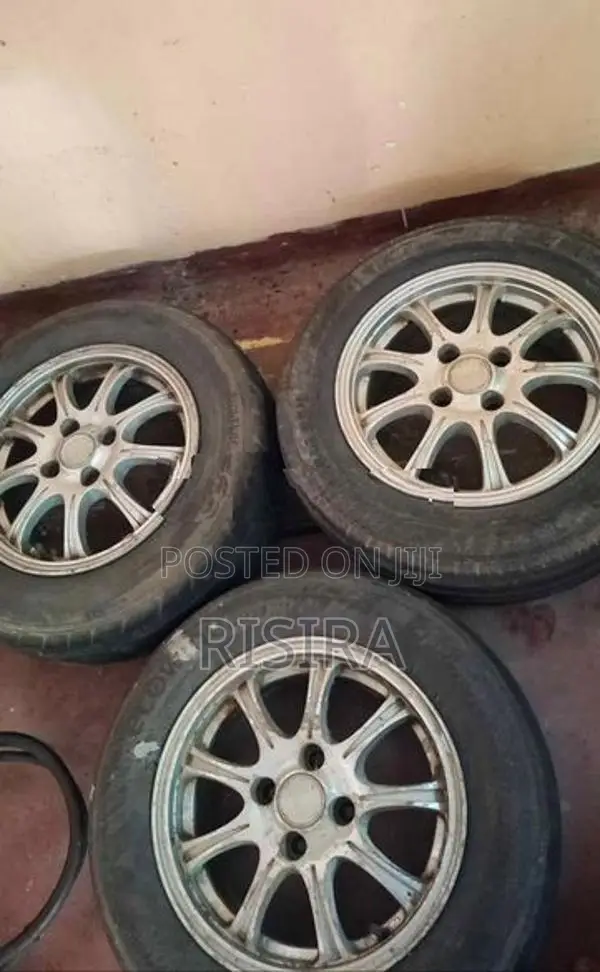 Toyota IST 2007 15"size Alloy Wheel