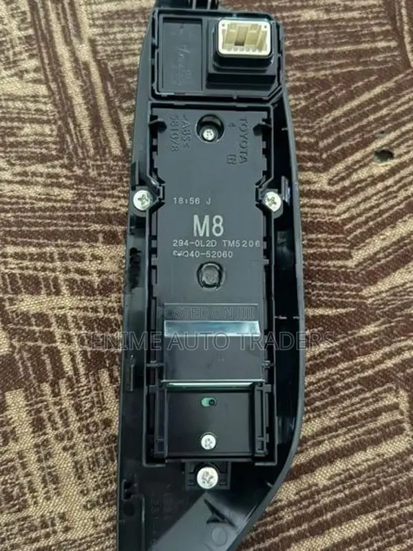Toyota Yaris Main Mirror Switch Rh