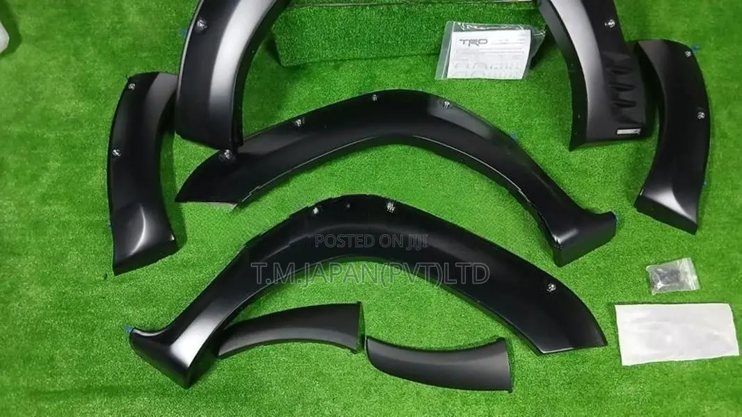 Toyota Hillux TRD Revo Over Fenders Set