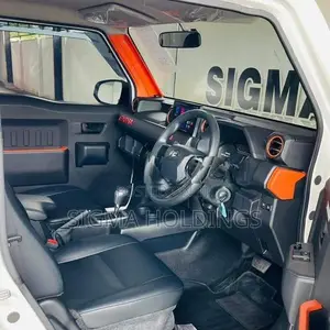 Toyota Hilux Champ Attractive Pac 2024