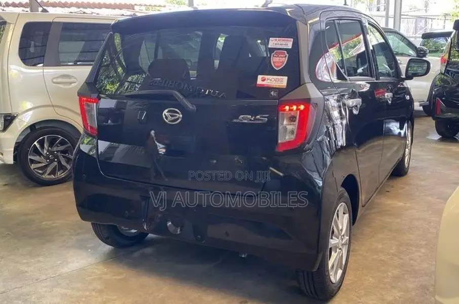 Daihatsu Mira G Grade 2025