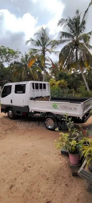 Mitsubishi crew cab 2007
